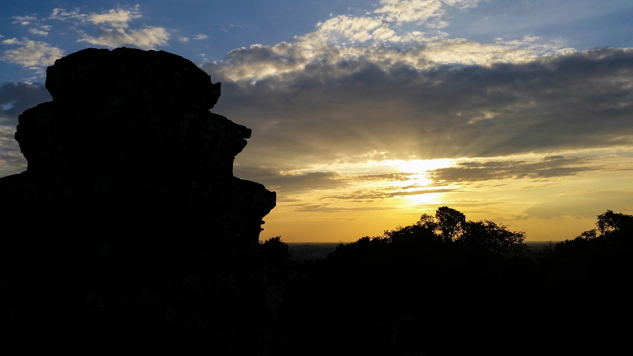 Couché de soleil à Phnom Bakheng