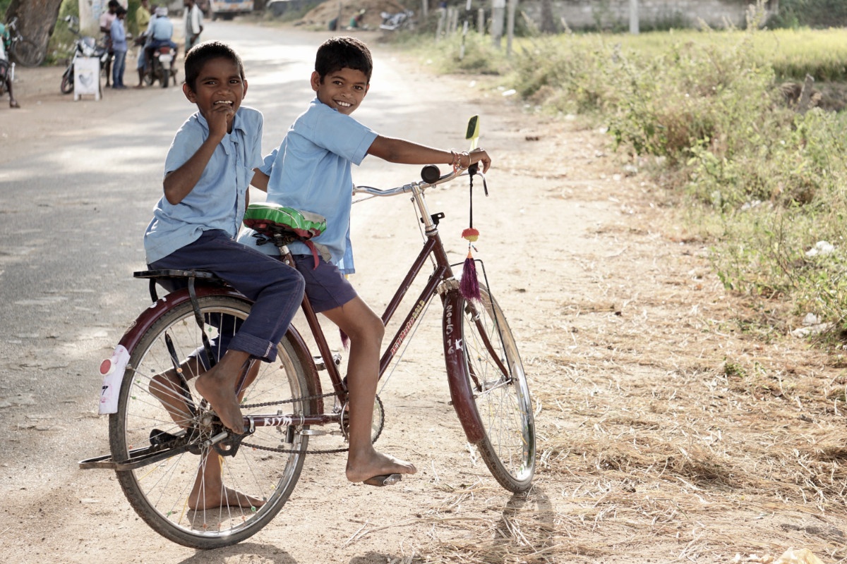 https://www.destinationcambodge.com/wp-content/uploads/2021/05/contact.jpeg