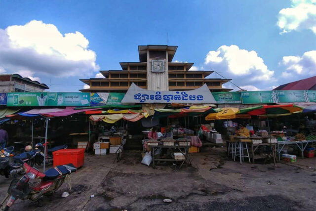 Le marché de Psar Nat