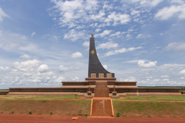 Le monument Pir Thnu Memorial Park